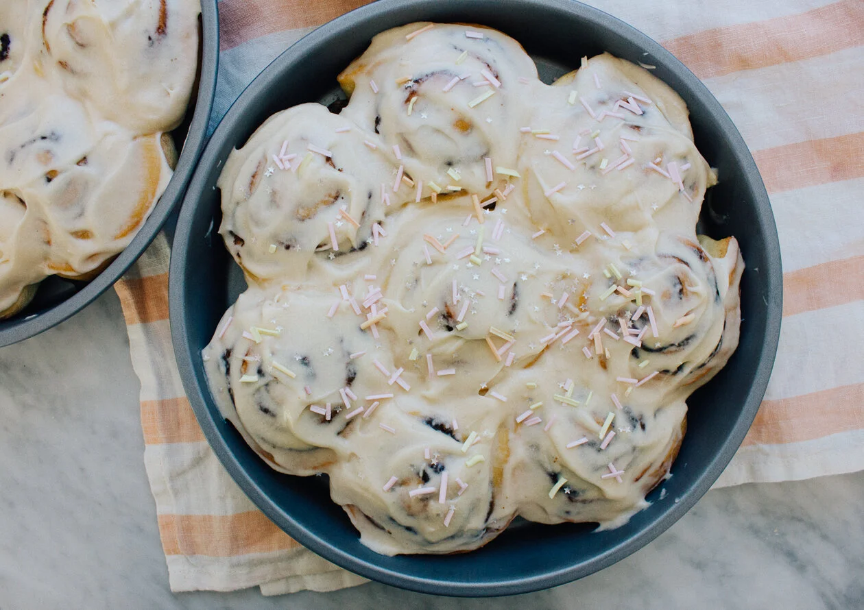 Coffee Cinnabuns of Steel + Homemade Sprinkles &amp; CLUELESS