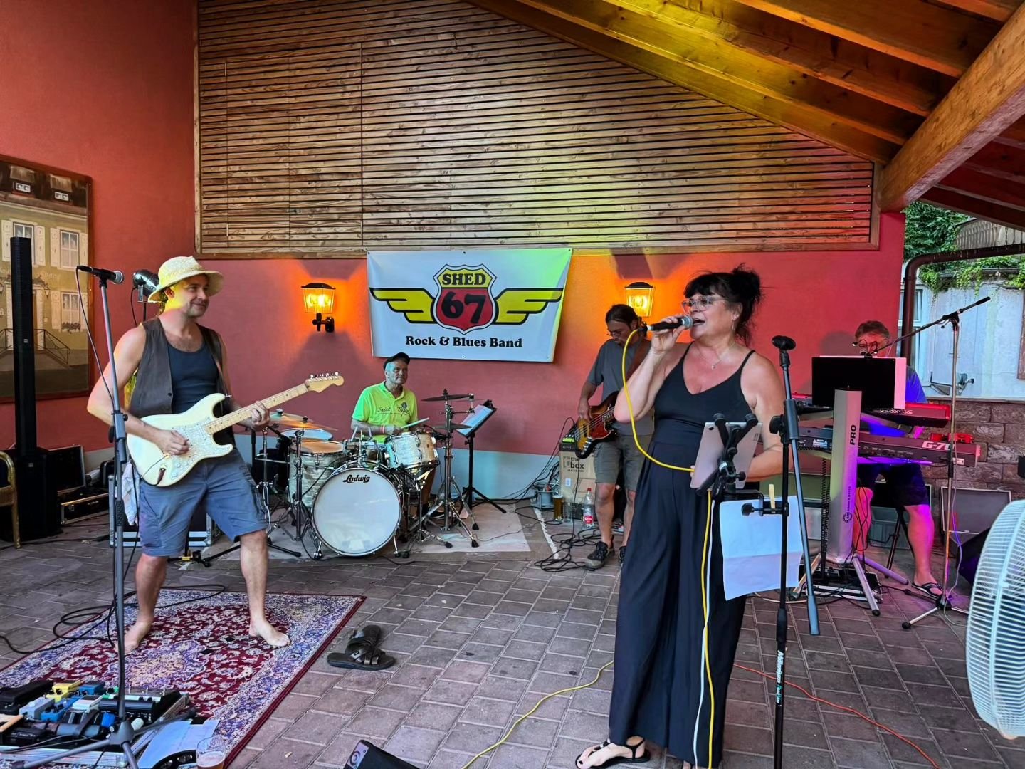 SHED67 live @ Schopfheim tanzt 🎶💃🕺
03.08.24, 18.30-24.00 Uhr
Vielen Dank f&uuml;r einen fantastischen Abend 🤩
☆☆☆☆☆☆☆☆☆☆☆☆☆☆☆☆☆☆☆☆☆
#SHED67 #Schopfheim #schopfheimtanzt #rolexmusik #livenight #live #livemusic #livemusik #gasthaussonne