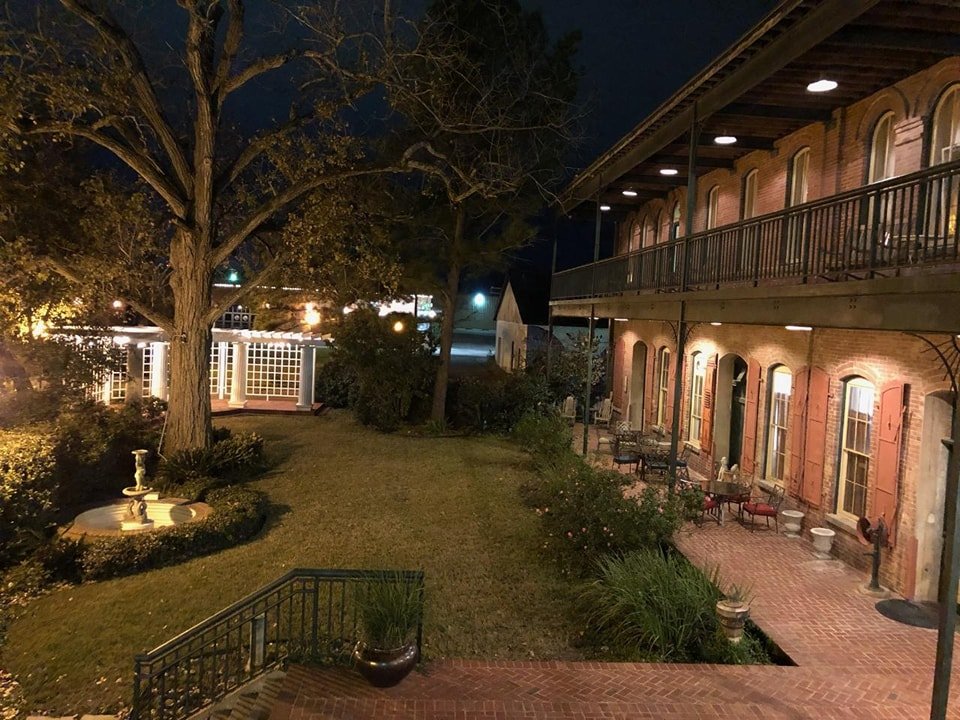 Ant Street Inn
