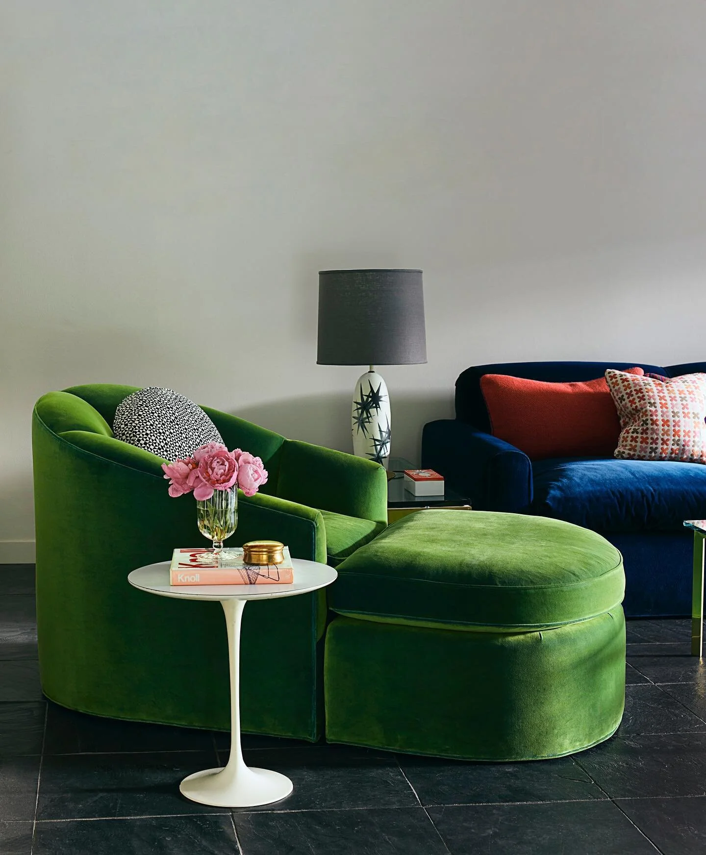 green scene #elizabethyoungdesign #livingroomdesign

photographer: @lukerphotography