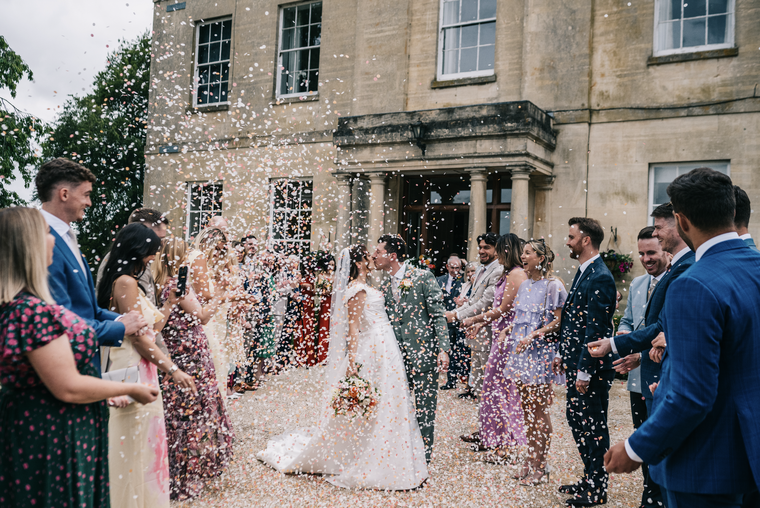 7thJune-Eastingtonpark-wedding23.png