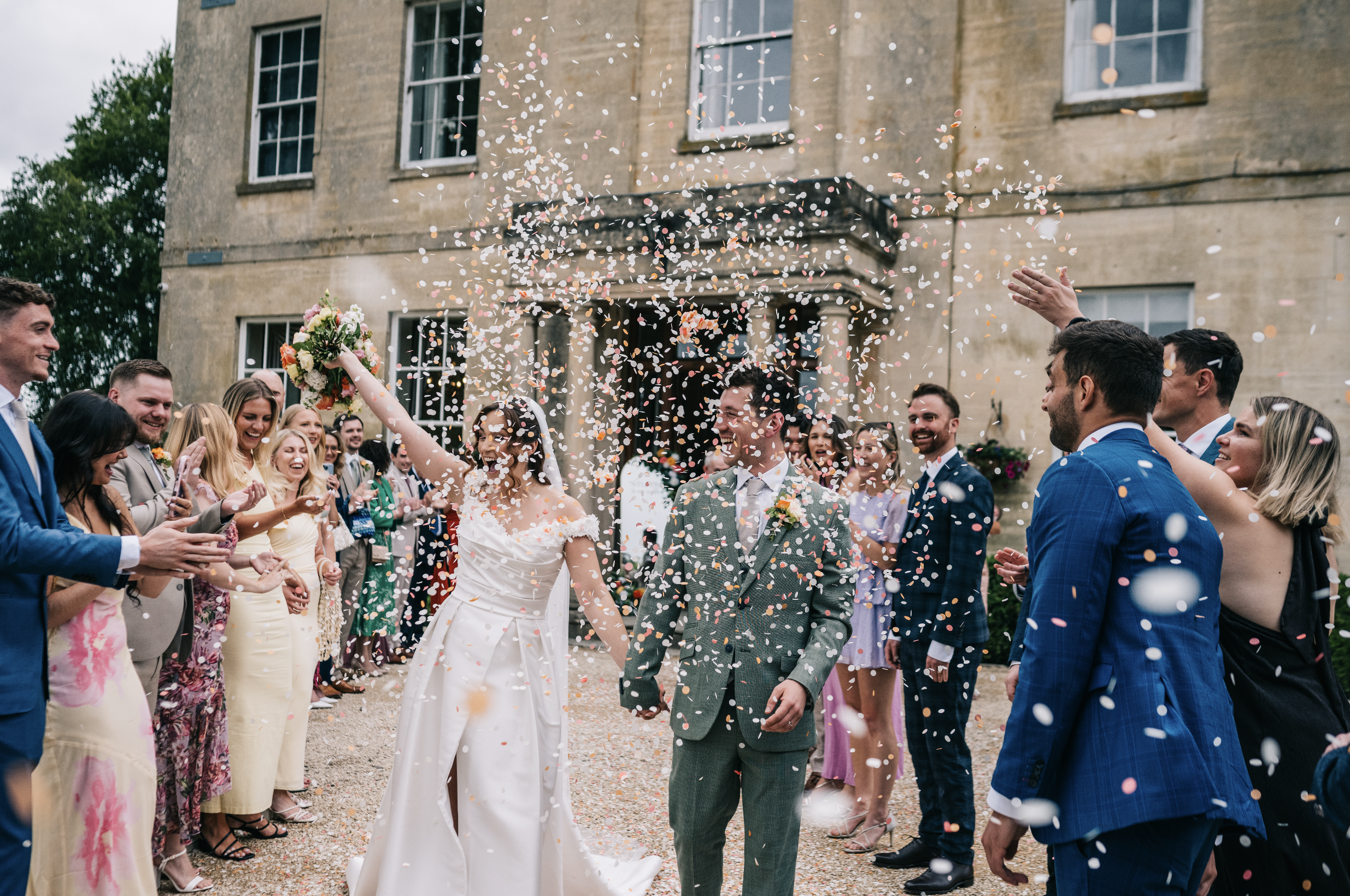 7thJune-Eastingtonpark-wedding24.png