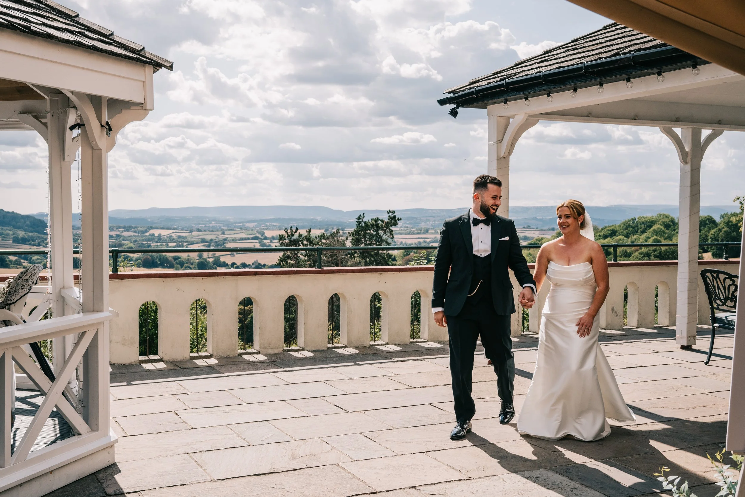 Caer Llan Wedding Photography (23).jpg