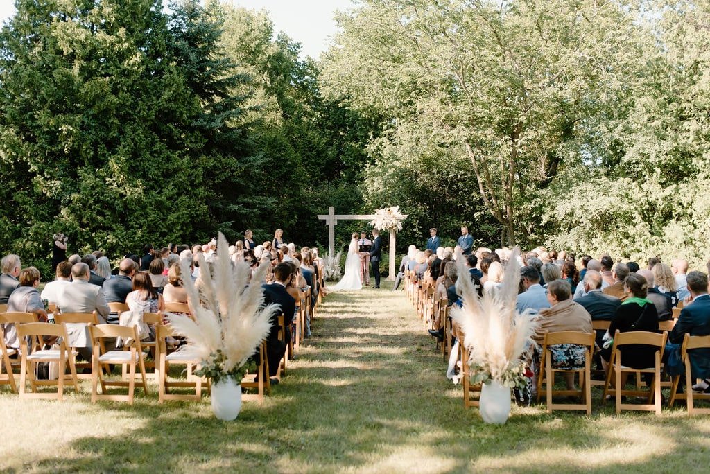 Outdoor wedding in Ontario1.jpg