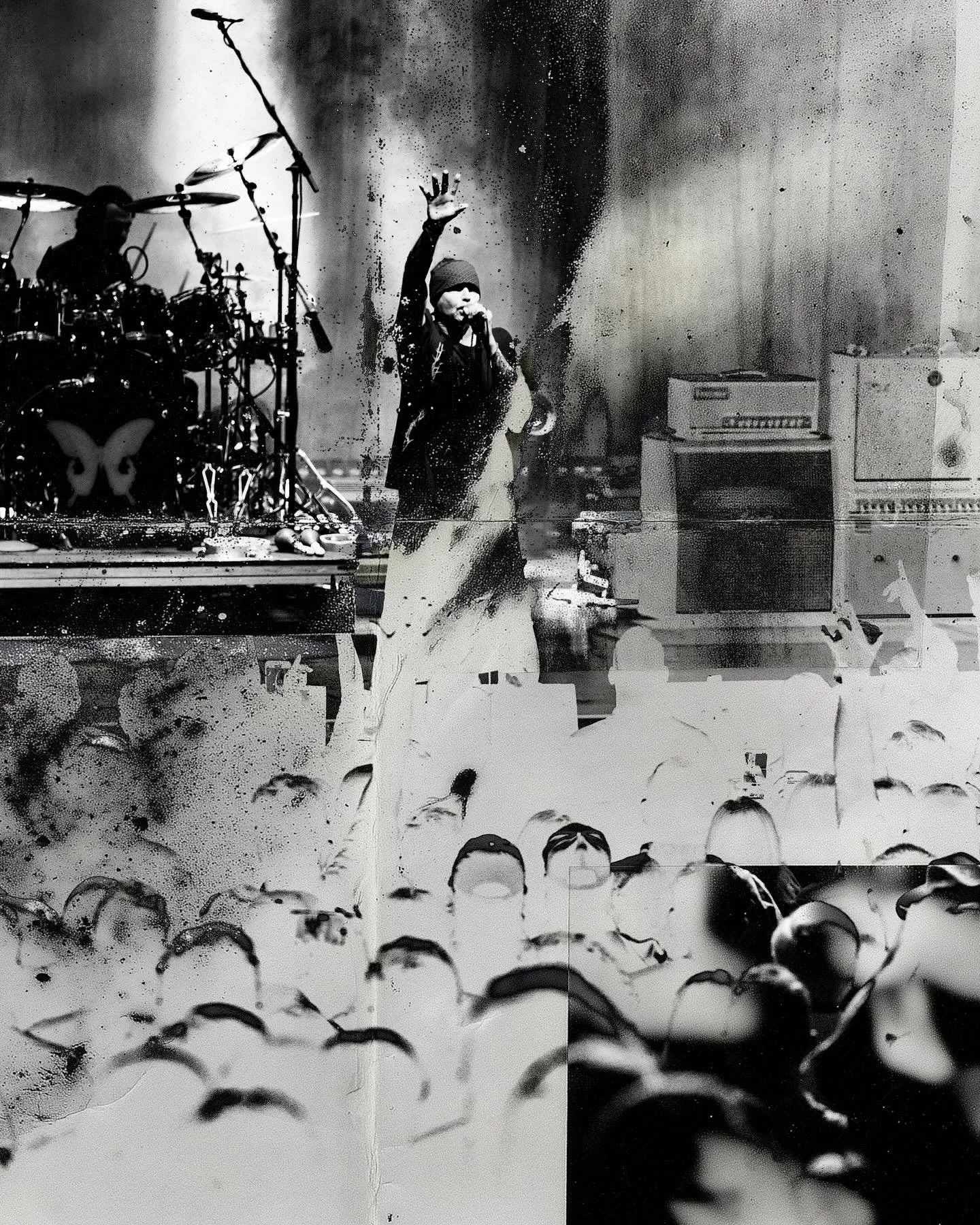 i remember skating at bob&rsquo;s bikes skate park off perrin beitel in SA back in the late 80&rsquo;s, they were blasting @officialcult over the speaker system. super rad core memory. grateful to finally see them live and they did not disappoint.
📸