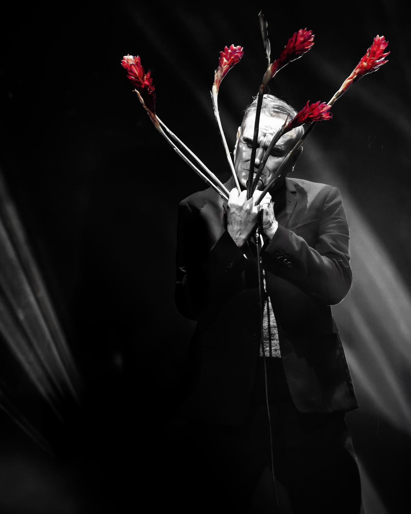 caught lightning in a bottle last night. 
i remember waiting for sunday nights to come around for 120min to get my @morrisseyofficial fix
📸 for @mysanantonio 
📸 on @canonusa