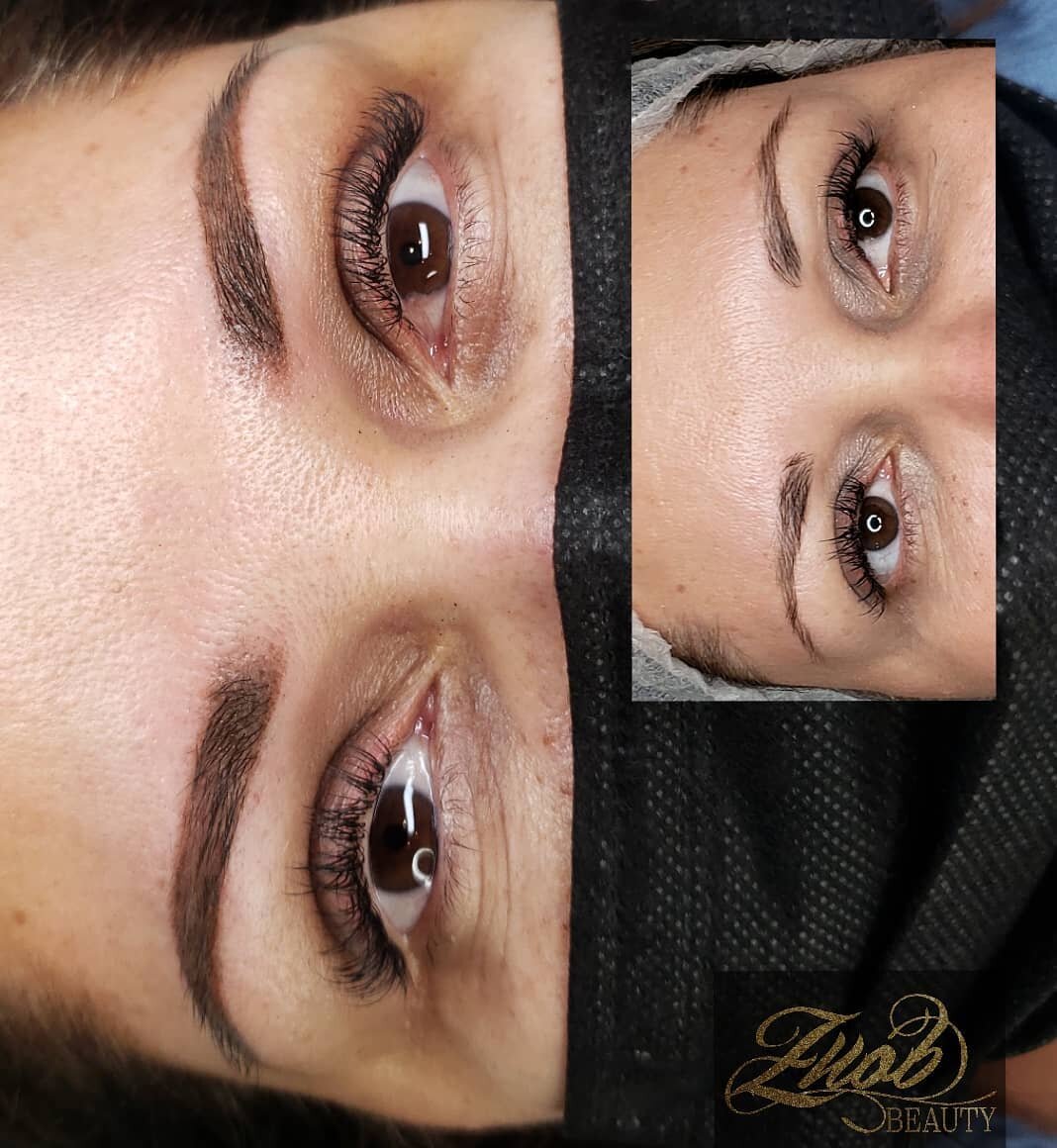 POWDER BROWS 👇👇👇
This semi-permanent technique is the suggested and preferred method for those people who have oily skin, since this skin type does not hold the pigment of microblading very well. More mature skin types also respond better to this 