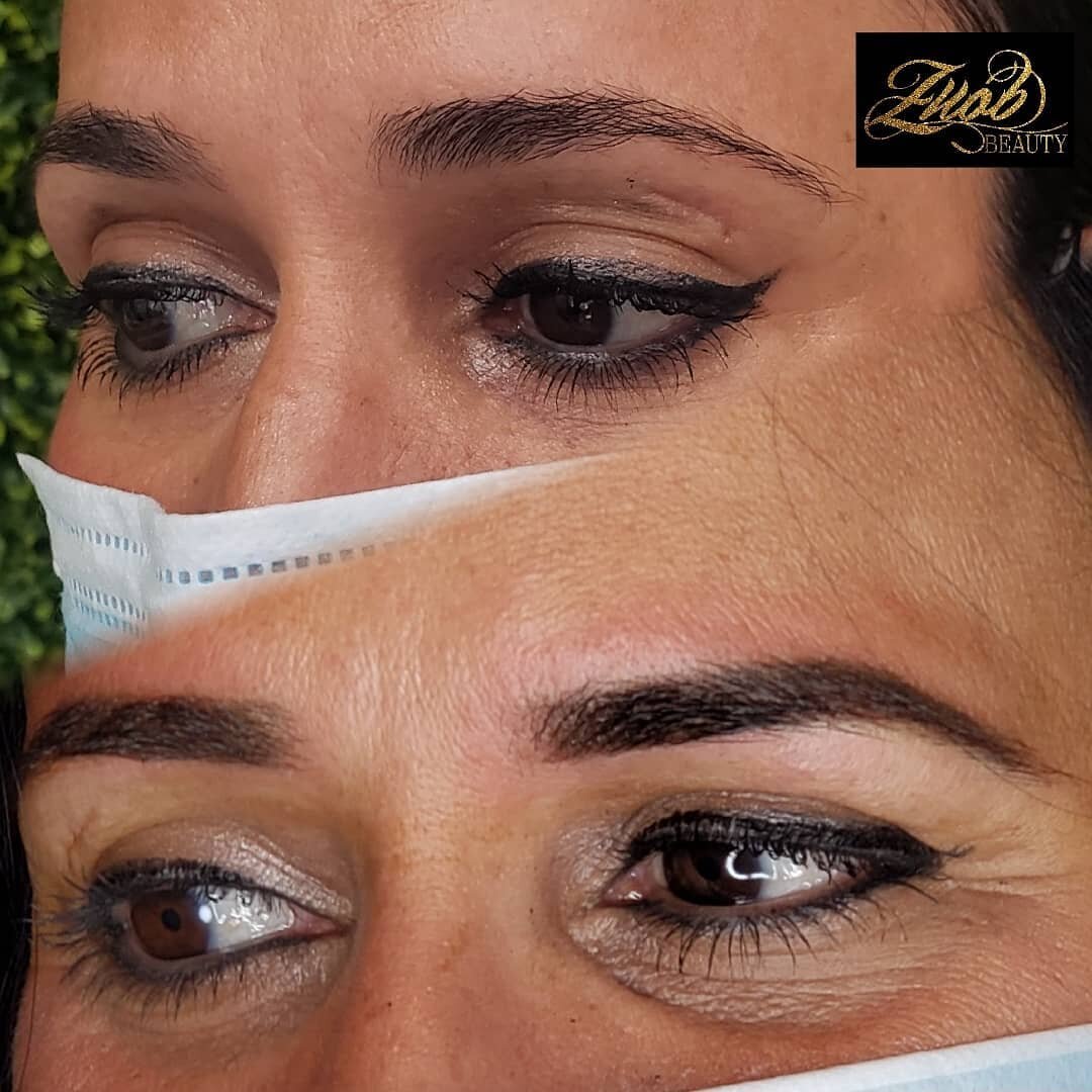 Powder Brows 💕
How are powder brows different than a normal eyebrow tattoo???????
The finish of powder brows is soft, making it look more natural and subtle than the old style of eyebrow tattooing which looks very harsh and strong 🙌
.
.
.
.
.
.
.
.