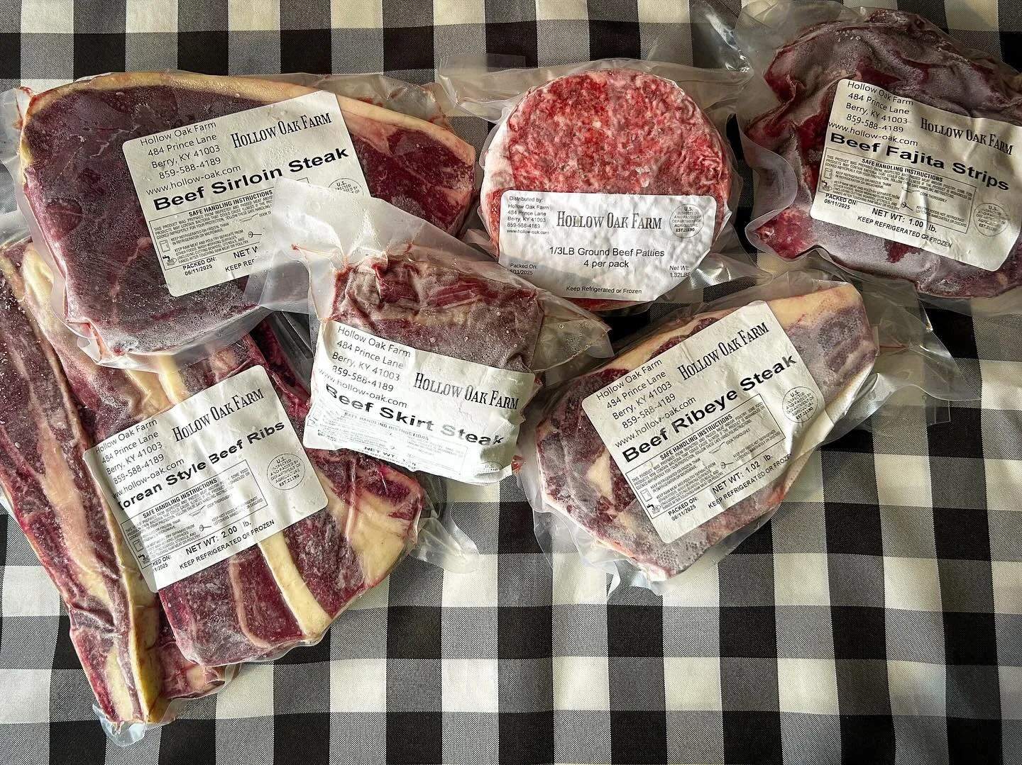🔥 Father&rsquo;s Day Weekend just got a whole lot tastier! 🔥 We&rsquo;ve got grass-finished beef back in stock &ndash; steaks and patties perfect for the grill. 🥩🍔 
We&rsquo;ve also got pork brats and Wagyu seasoned hamburger patties &amp; bratwu
