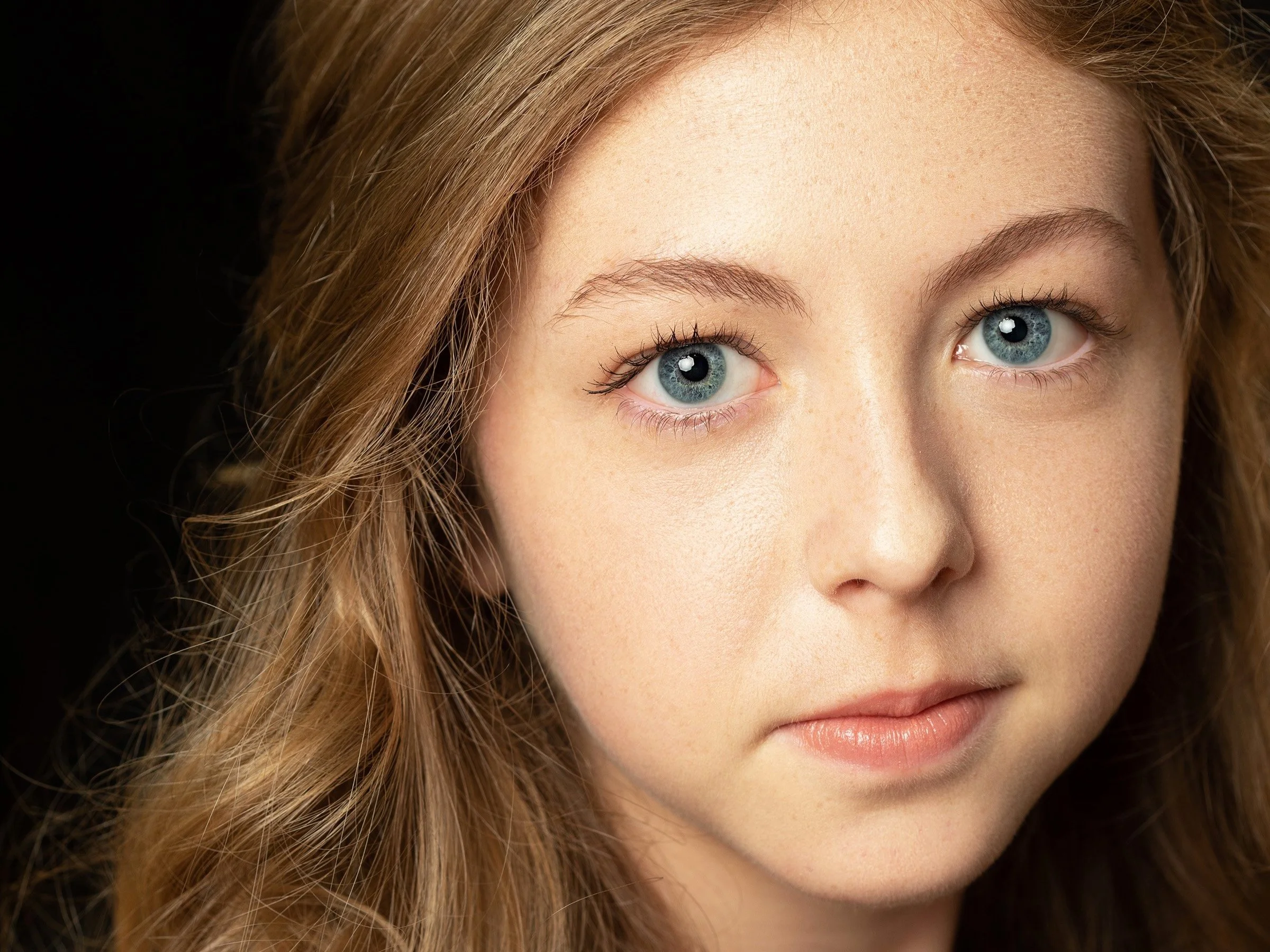 Ariana Gabier Headshot.jpg