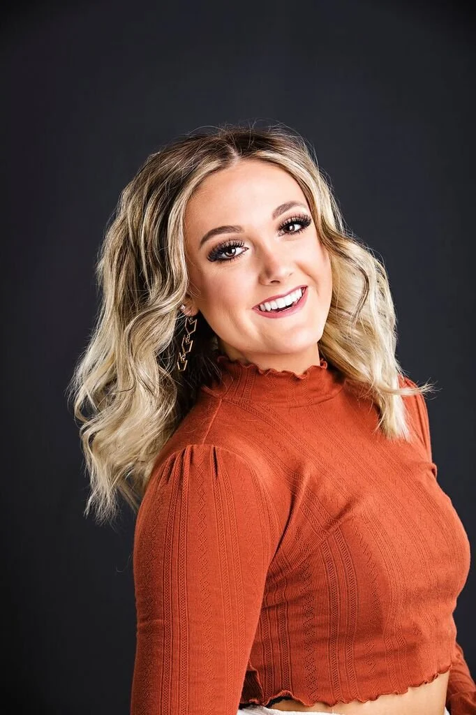 Delaney Sylvester Headshot.jpg