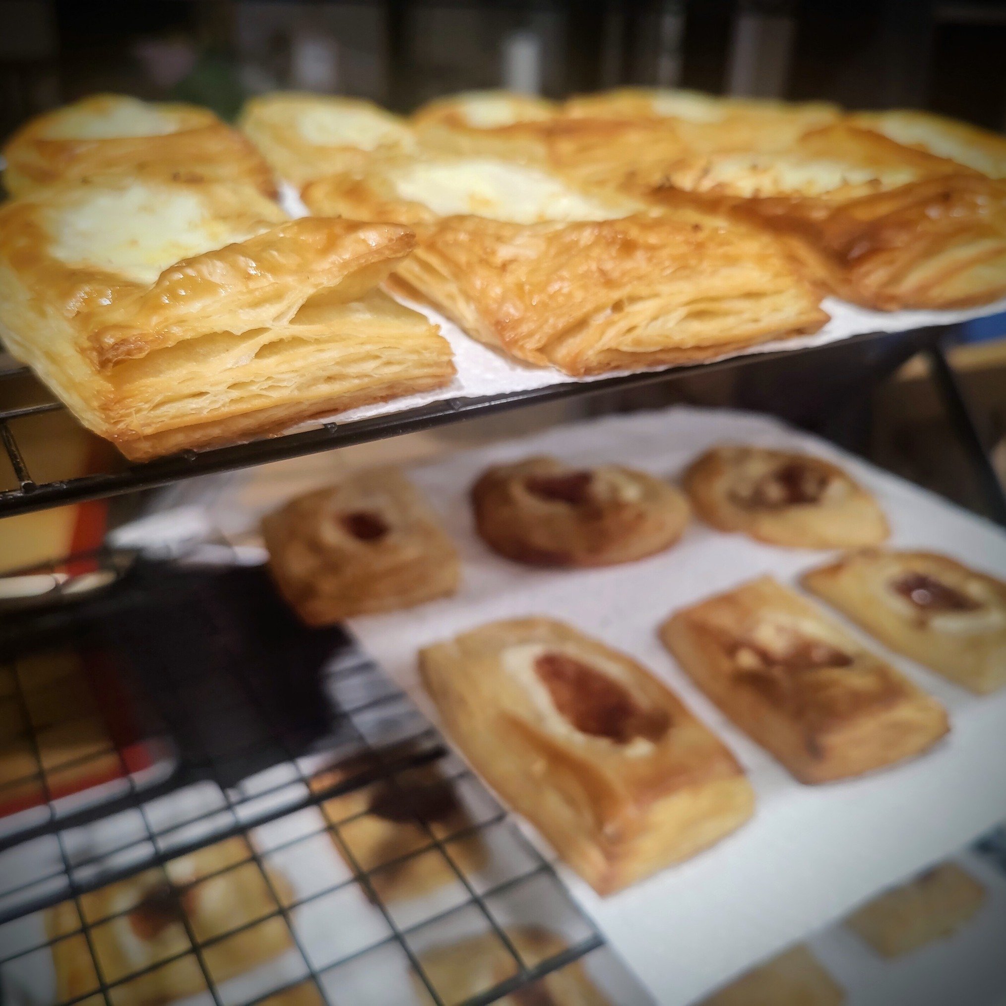 This past weekend, we had the honor of providing a wedding breakfast with a spread of both sweet and savory items. Pictured here are our fruit danishes, featuring a from-scratch laminated vegan dough. These came out wonderfully flaky with blistered e