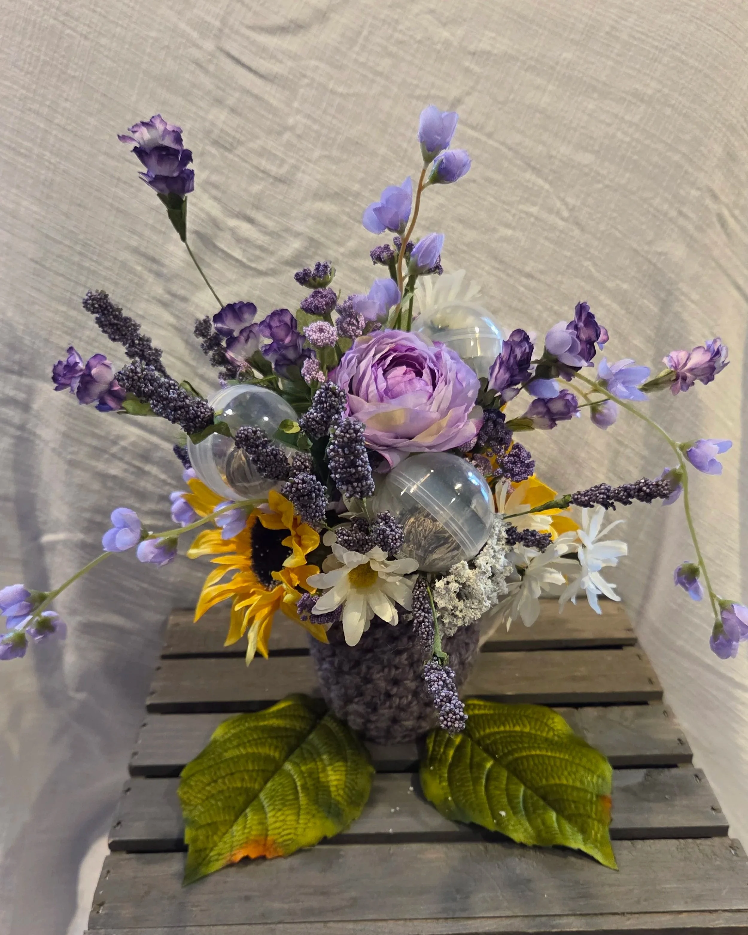 The Passionate Purple Bouquet with Blooming Teas