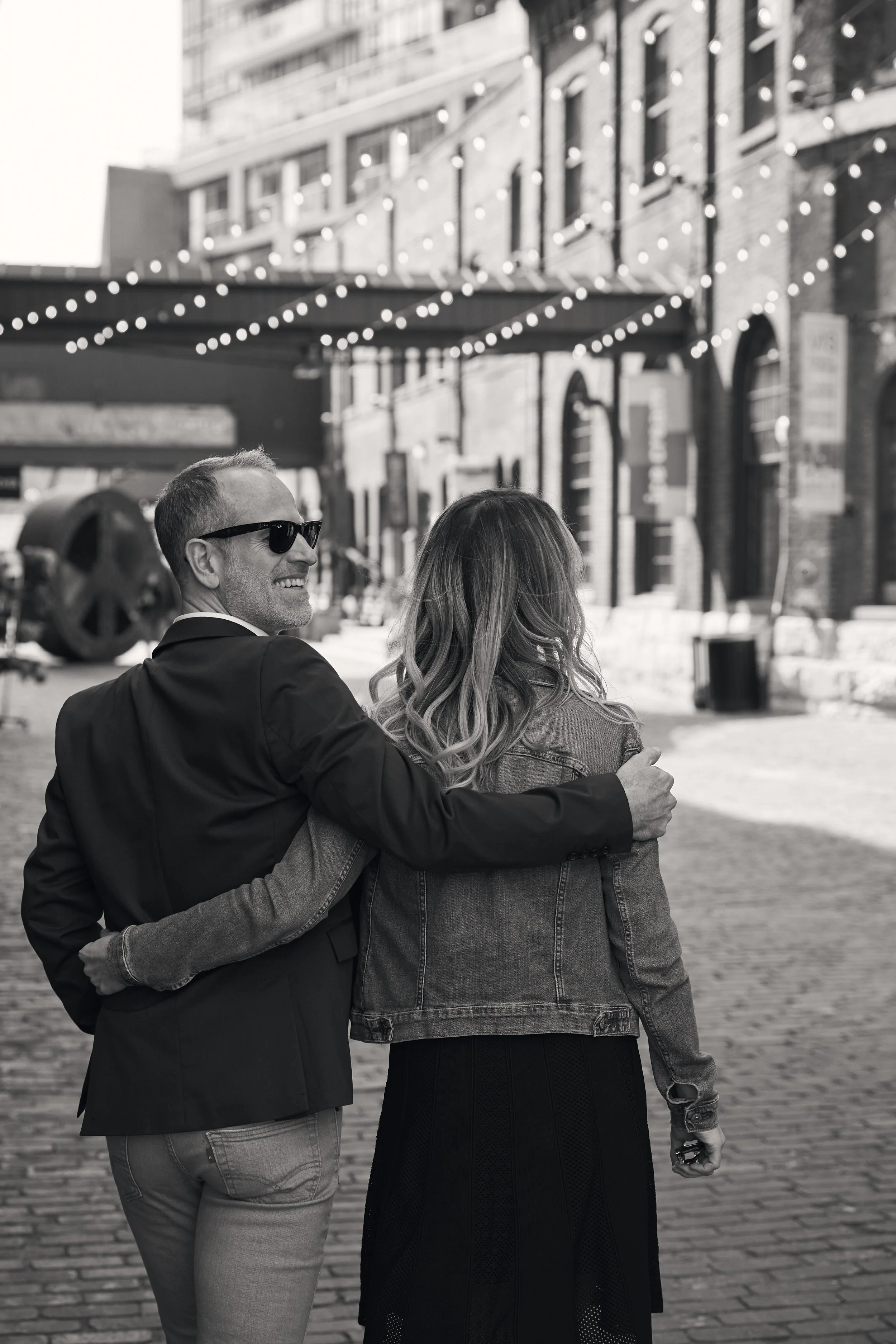 22-04-23-MarkAnnika-WR5L0937 - HR 1.jpg