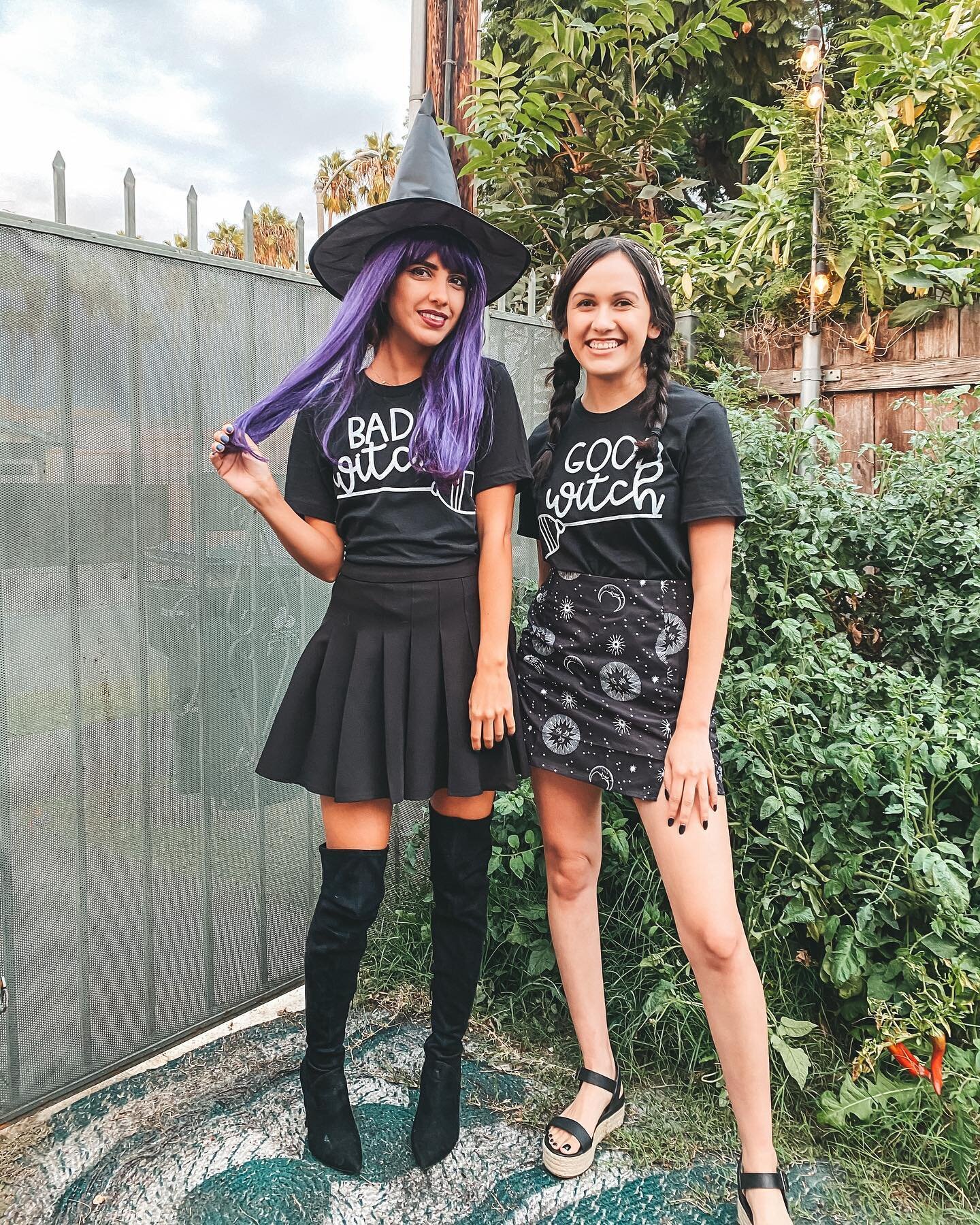 Big Witch Energy 🔮👯&zwj;♀️🧹💫
.
.
.
These shirts reminded me of that scene in House Bunny hahaha