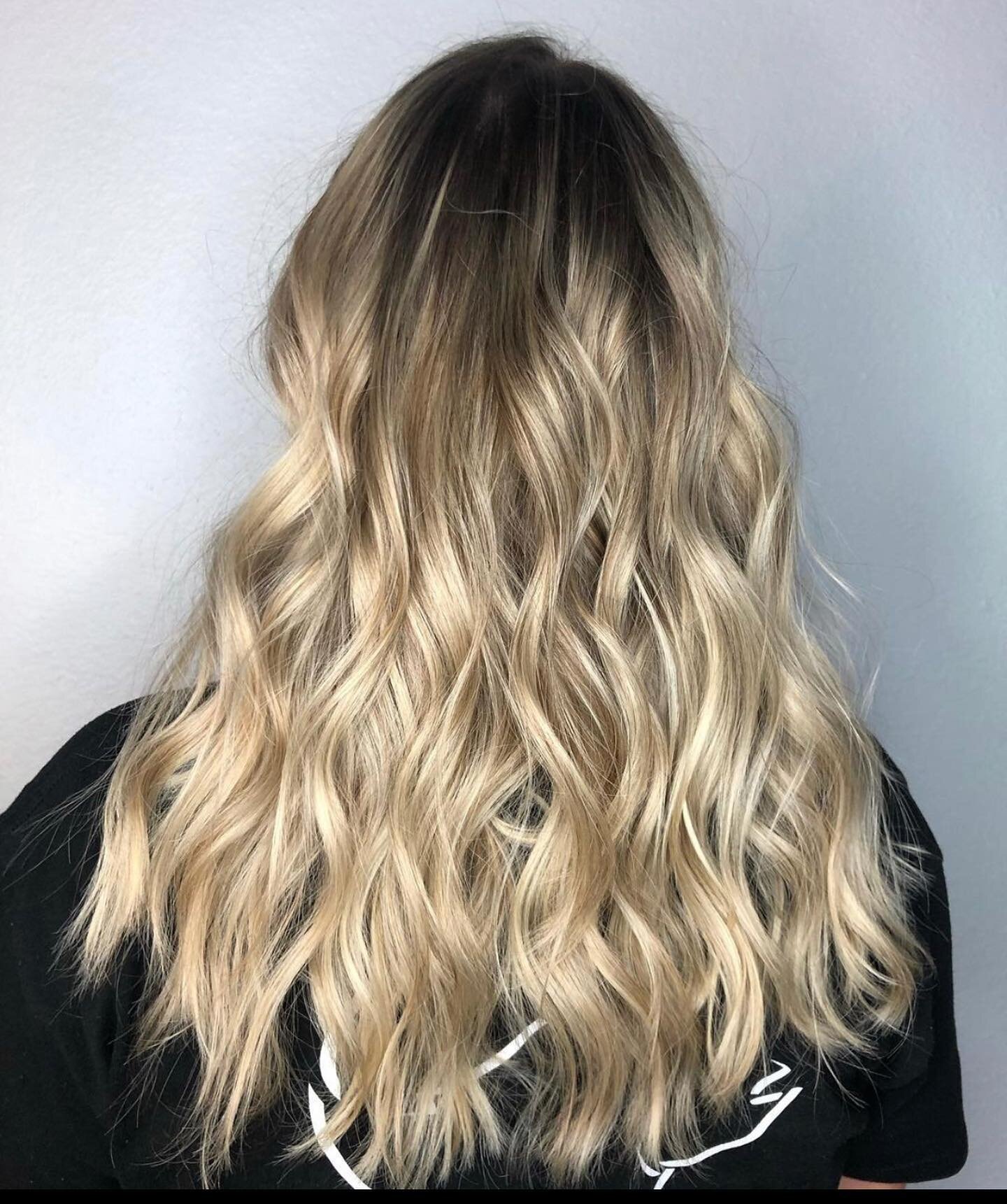 Blonde 👱&zwj;♀️ by | HAIRSTYLIST | @mobecksmanes #jmhairgallery #paulmitchellpro #hendersonhairstylist #hendersonlocals #hendersonsalon