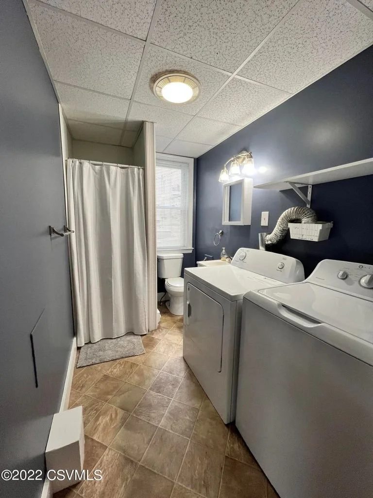 First Floor Bathroom/Laundry