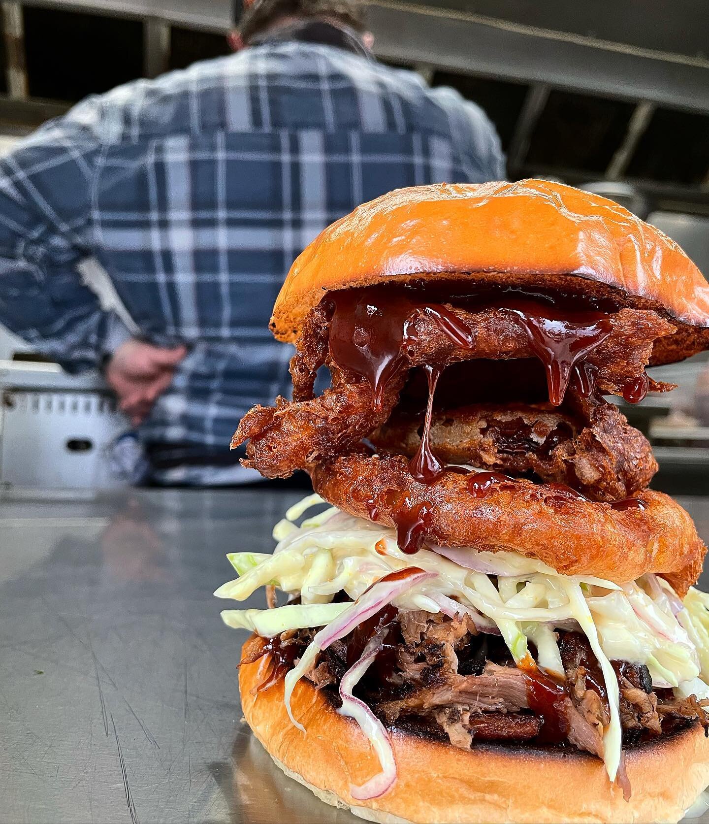 We&rsquo;re pulling pork in the trailer this weekend for the speakeasy. Smoked pork from @southwestbarbecue and sauce from @kieltys_irish_sauces  #localsupportinglocal 🐖🍔🐖#burgersandbrews #burgerholic #beerstagram #burgeroftheweek #burgers #pulled