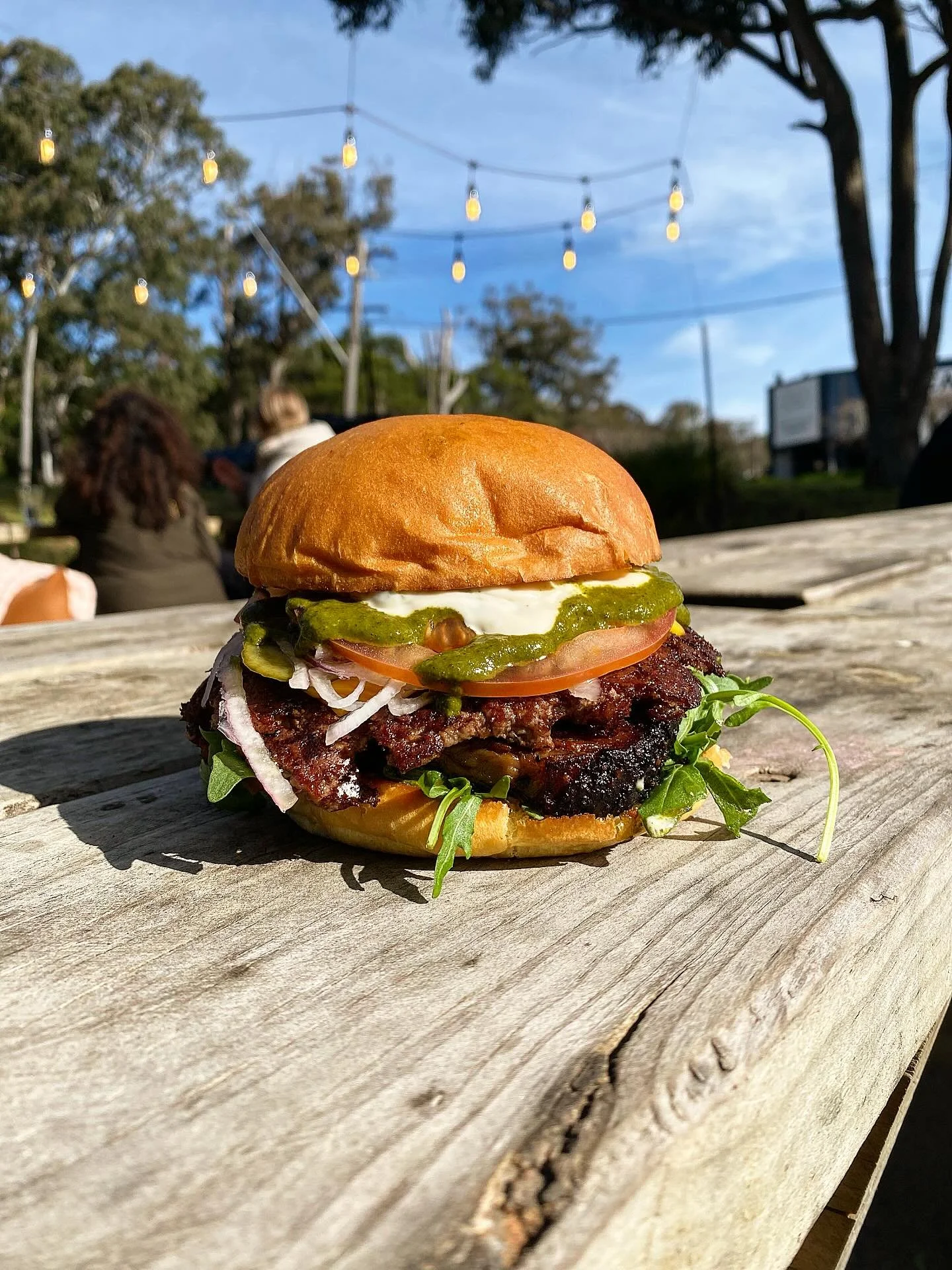 WEEKEND BURGER SPECIAL IS HERE! And its outta this world! Get ready to blast off with the&hellip;..

🍔👽🚀CHIMMI-NEUTRON!🚀👽🍔

Whats on it
🐄@southwestbarbecue beef brisket
🐄beef pattie
🧀double cheese
🥒pickles
🧅onion
🌶️jalepenos
🚀 rocket
🍅t