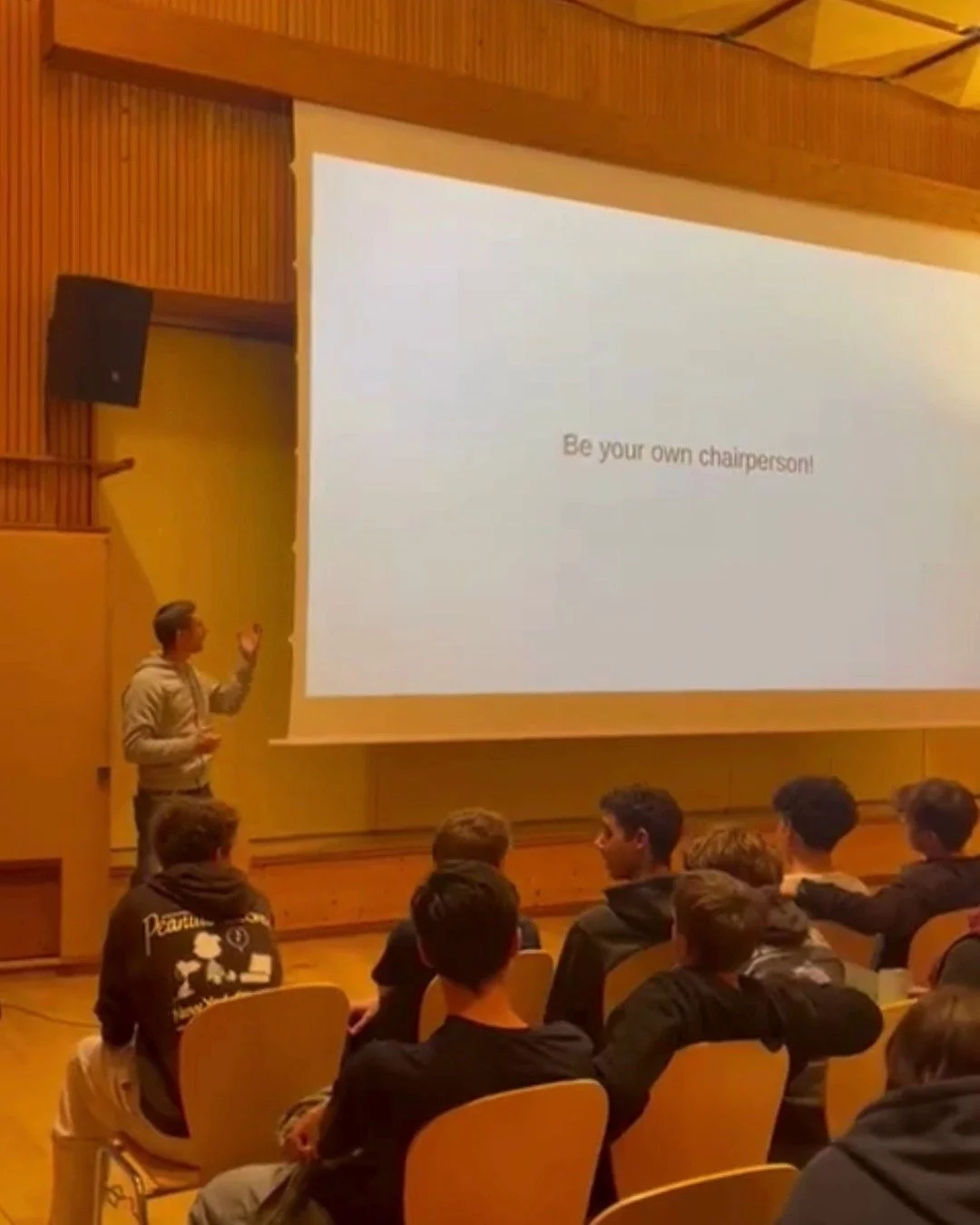 🌿 As this school year is dedicated to our theme Lebendiges Lernen (Learning in Action), one of our recent Andachten (assemblies) was devoted to the ideas of Ruth Cohn, who coined the term.

💬 The community was invited to explore what it really mean