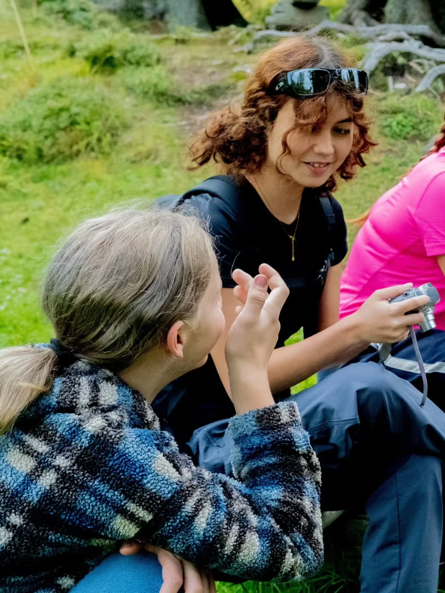 It&rsquo;s been a few weeks already, but before winter takes over the mountain, let&rsquo;s rewind to the start of the trimester: the Blueberry Hike 🫐⛰️

A day of sunshine and nature &ndash; and of course, blue-stained fingers.

Traditionally, Ecole