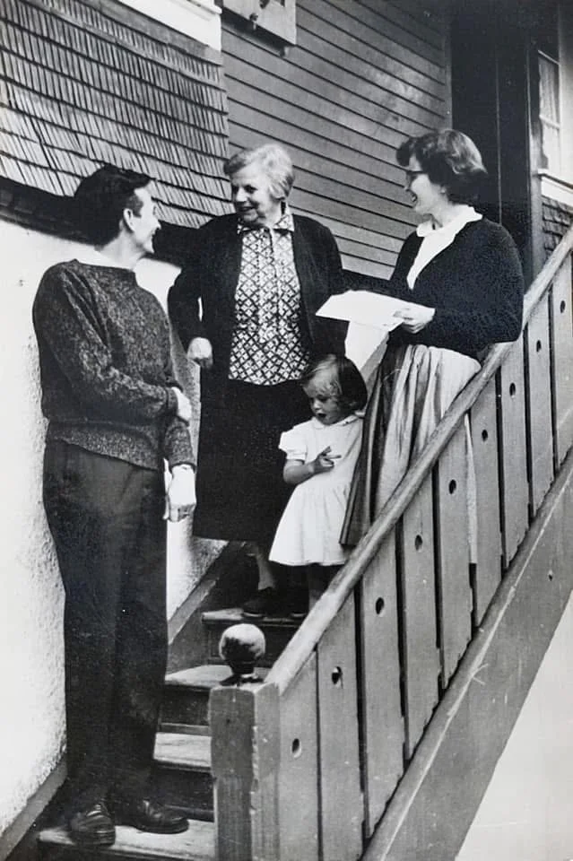THROWBACK THURSDAY

Last week, many of you recognized Natalie L&uuml;thi-Peterson in front of the PostBus 🚌

For those who don&rsquo;t know her yet: she founded the LPCs (L&uuml;thi-Peterson Camps) &ndash; through which many young people found their