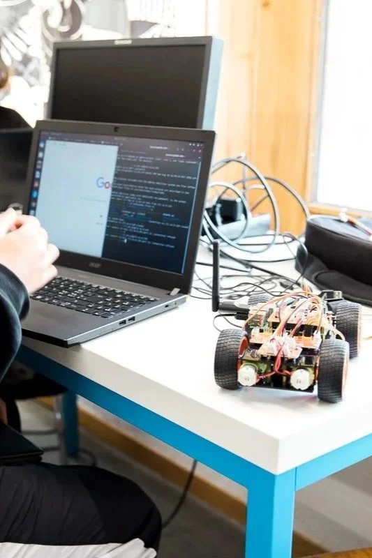 Digital mindfulness at the Ecole