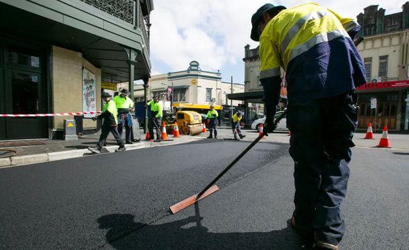 asphalt additive from soft plastics and toner powder