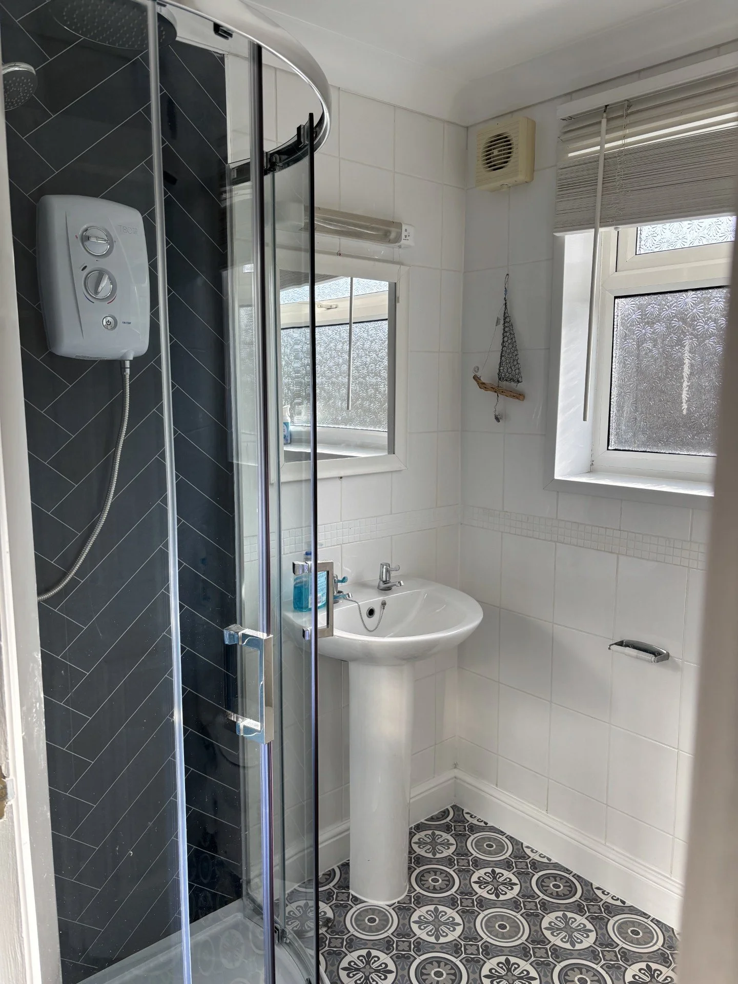 Seaclusion Bathroom.jpg