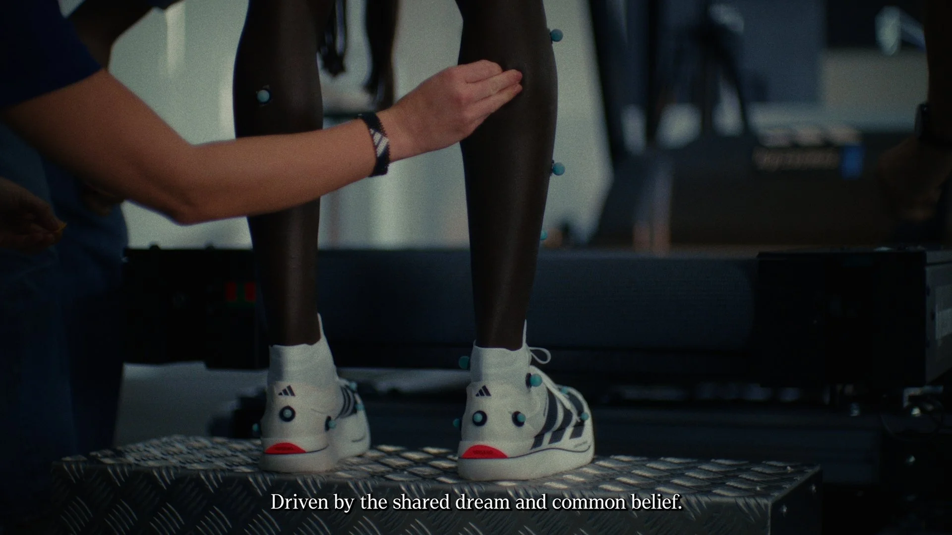 adidas_chasingsub2_1.1.33.jpg