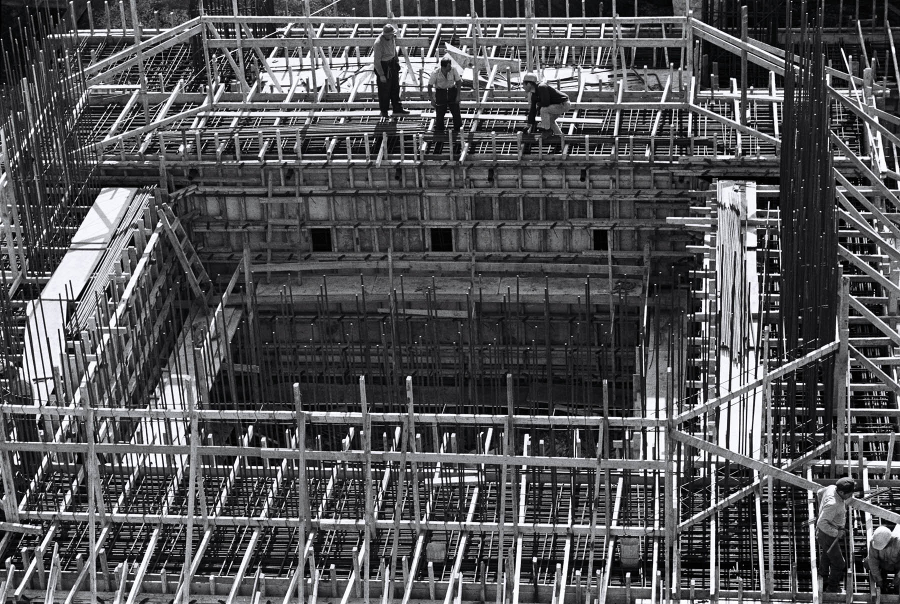 Dizengoff Center construction