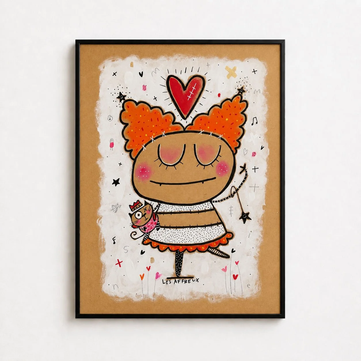 Illustration d'une fille avec des cheveux orange, yeux fermés, souriante, portant une robe blanche à pois, entourée de petits dessins et de cœurs, avec un grand cœur rouge au-dessus de sa tête.