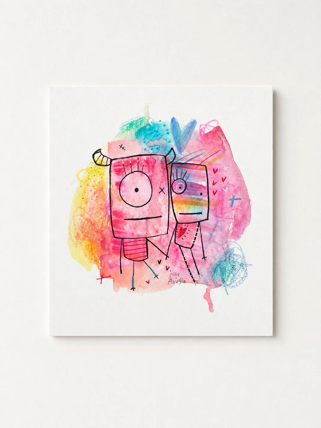Une illustration colorée de deux monstres esquissés avec des lignes noires, entourés d'un fond aquarelle rose, jaune, bleu et vert.