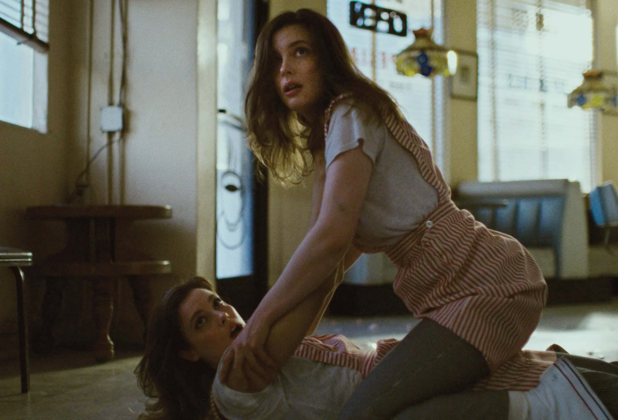 7FJ - Still Gia 01.jpeg