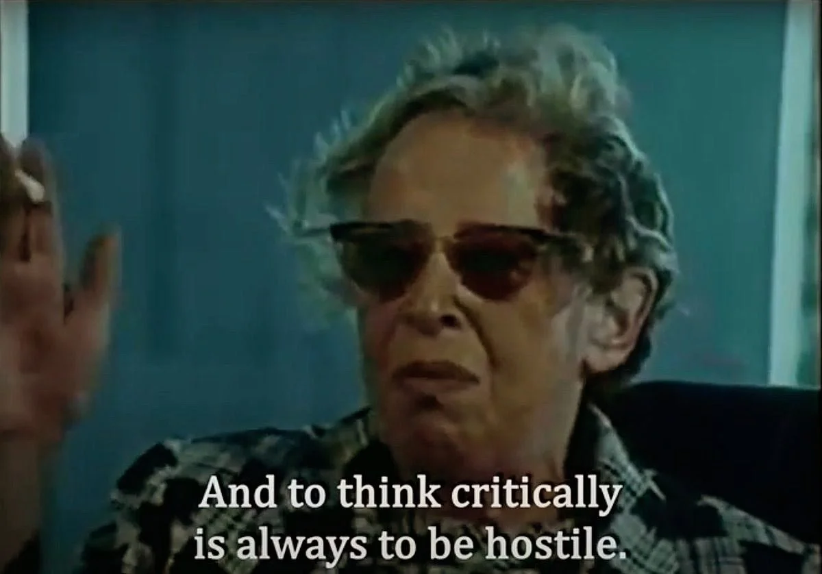 Cortei o cabelo. (#hannaharendt )