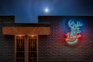 Luckys Indoor Outdoor photo