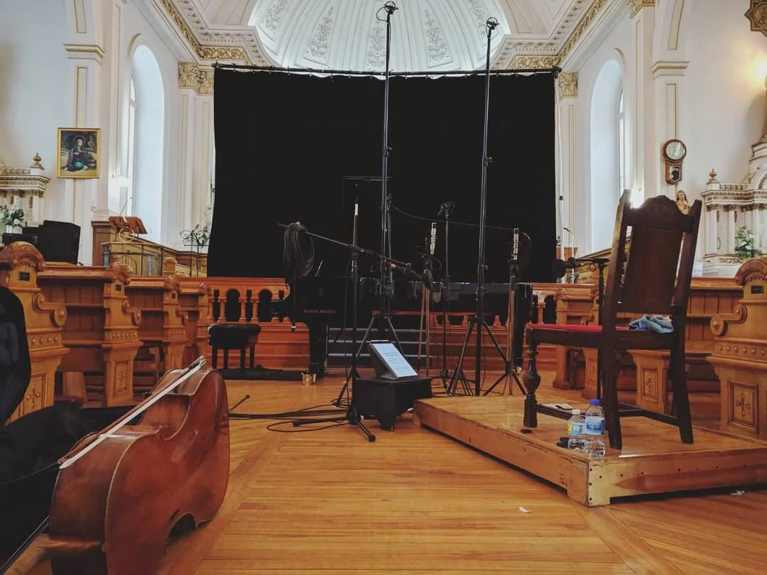 Can't believe it's been 3 years since @philchiupiano and I finished recorded #Cavatine! Looking forward to releasing our new album #tapeo soon 💿🎧🎶
@atma_classique
.
.
.
#cello #piano #frenchmusic #debutalbum #memories #debussy #poulenc #messiaen #