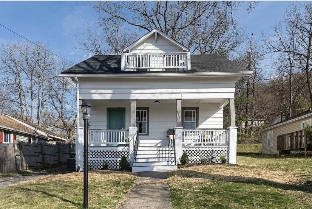 A recently renovated home in Waynesboro. My buyer client was so happy to move in! 