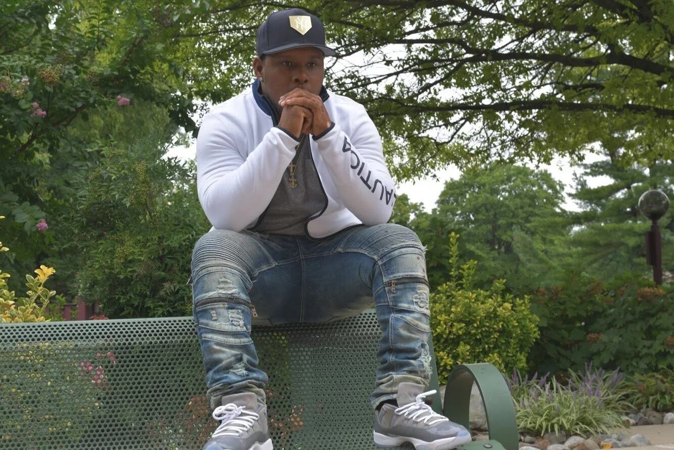 Jaenyce - Luv Hurtz 2