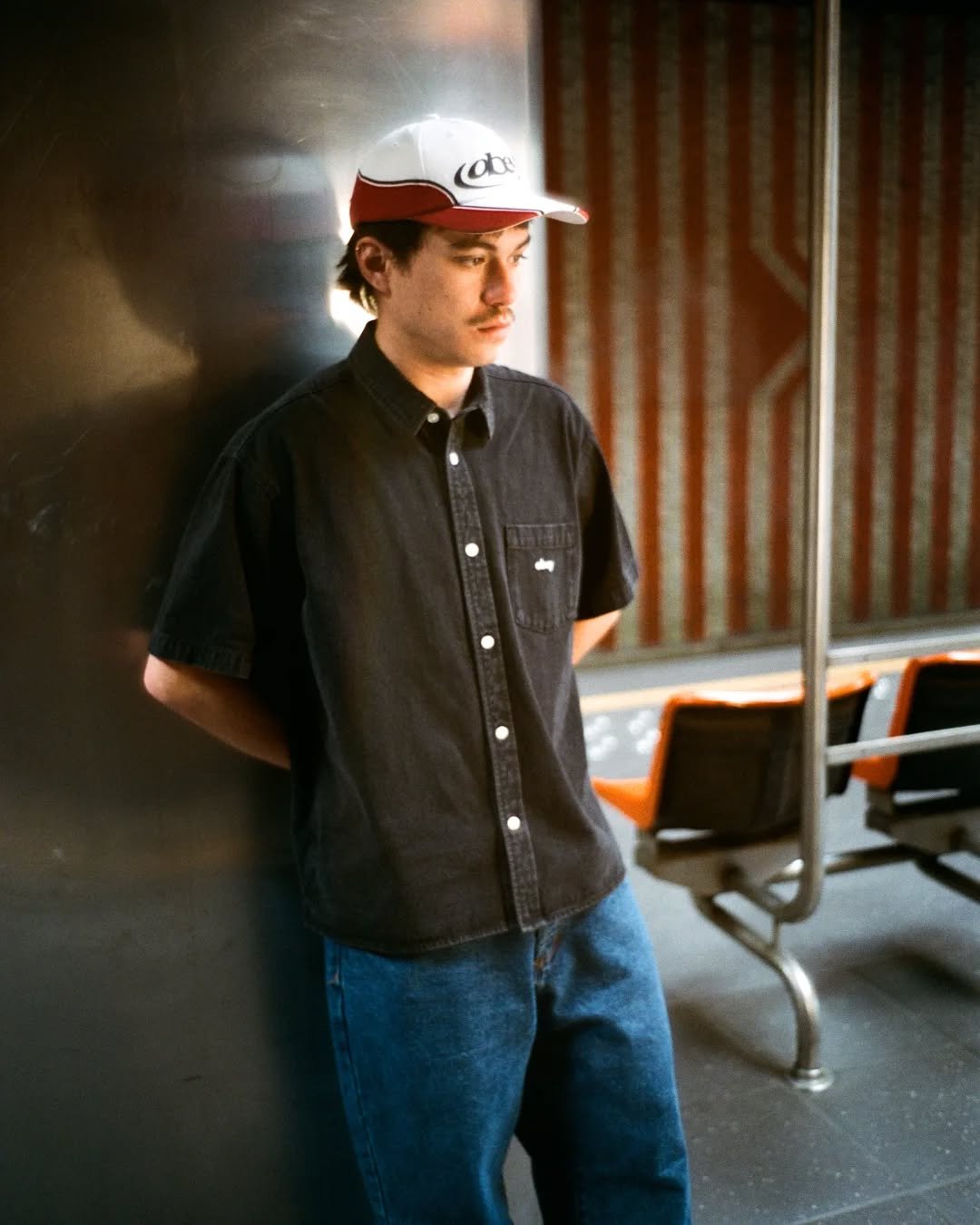 Bigwig Denim SS Shirt 

Camisa de manga curta em ganga preta da @obeyclothing 

Corte largo e confort&aacute;vel, feita 100% de algod&atilde;o 

#obey #denimshirt #breeducs