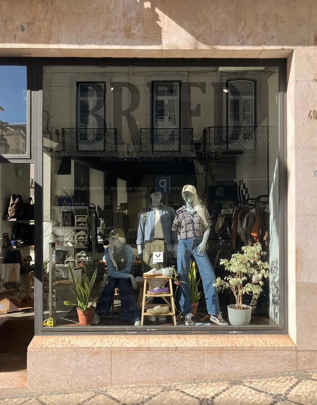 Montra Outubro 2025

#aw25 #denim #breeducs