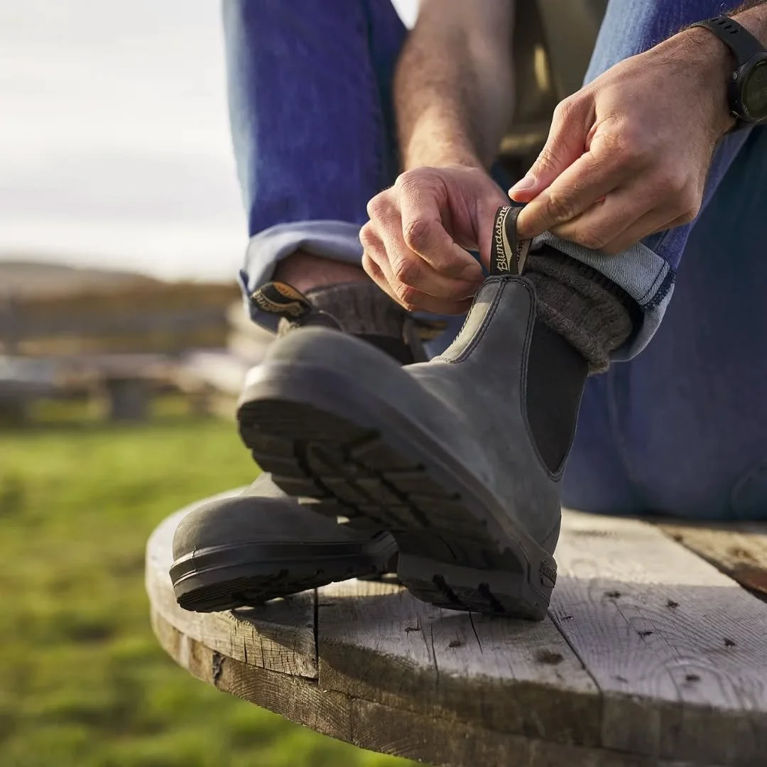 Conforto, durabilidade e excelente absor&ccedil;&atilde;o de impactos, s&atilde;o caracter&iacute;sticas que fazem das botas #587 da @blundstone um cal&ccedil;ado robusto e vers&aacute;til.

Por serem feitas de couro, elas s&atilde;o tamb&eacute;m im
