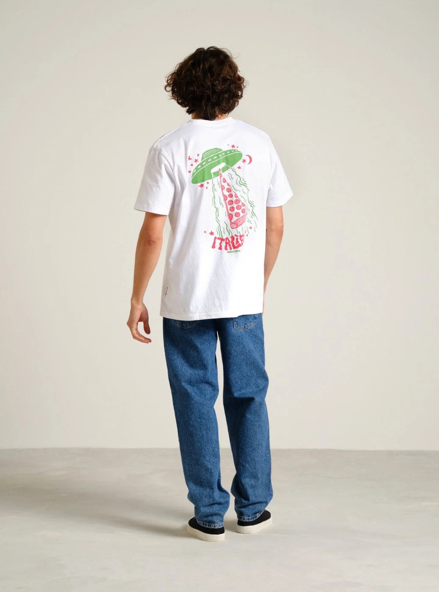 A t-shirt Stockholm, de gola redonda e corte regular, &eacute; um cl&aacute;ssico que nunca passa de moda. 

Feita de algod&atilde;o org&acirc;nico macio e certificada pela GOTS e Regenerative Organic Certified&reg;, uma escolha amiga do ambiente. 

