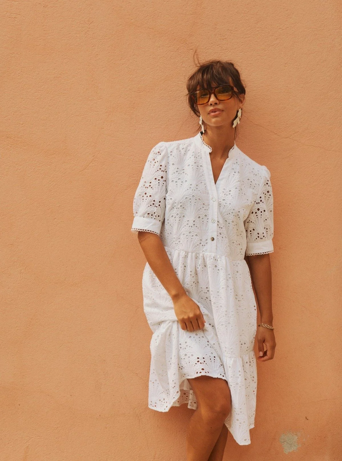 NuMaya Dress

Um vestido de Ver&atilde;o fresco feito em bordado ingl&ecirc;s, de 100% algod&atilde;o (forro e revestimento) e com bolsos ❤️

#numph #summerdress #breeducs