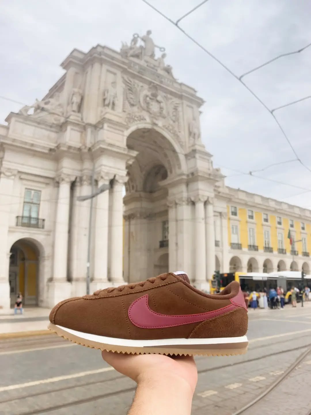 Retro-running with Nike Cortez

#nike #cortez #breeducs