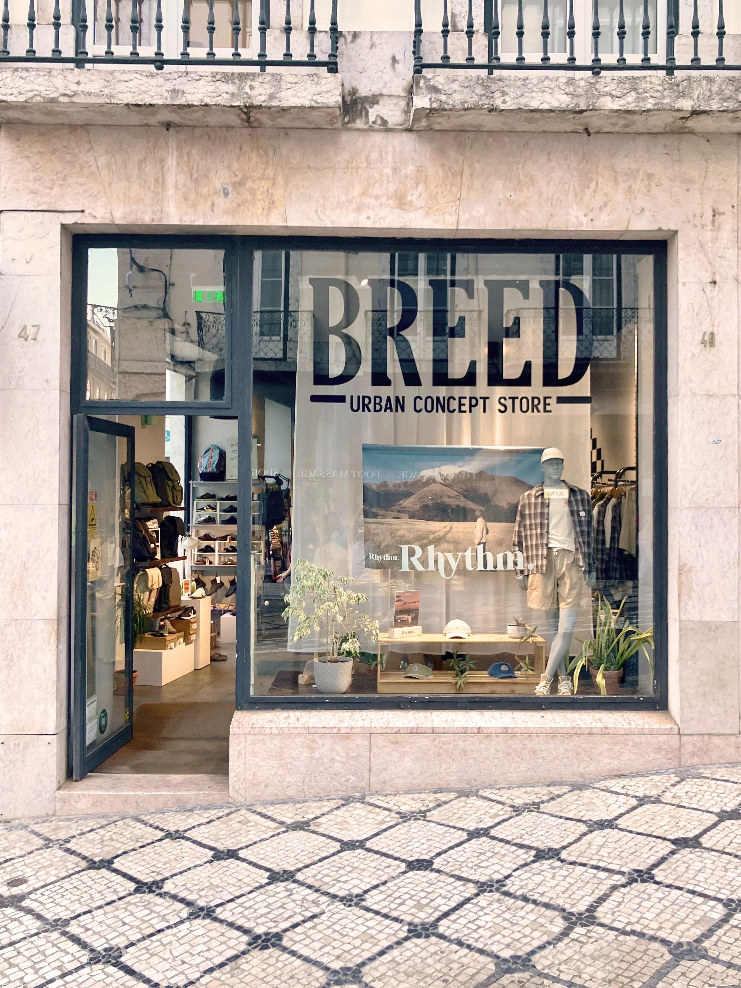 Montra de Outono com a @rhythm 

#rhythmlivin #aw26 #breeducs