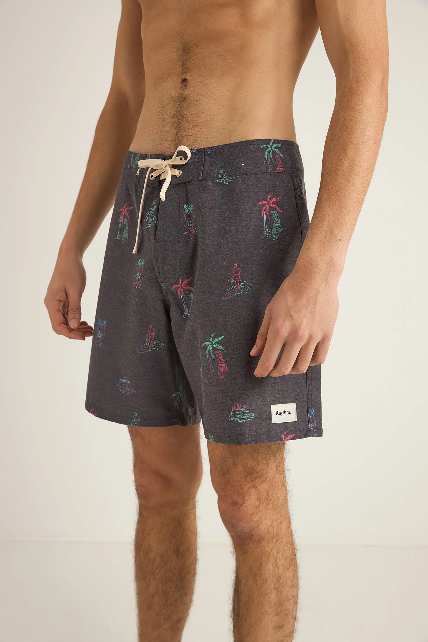 0425M-TR07-VIBES TRUNK-BLACK-2.jpg