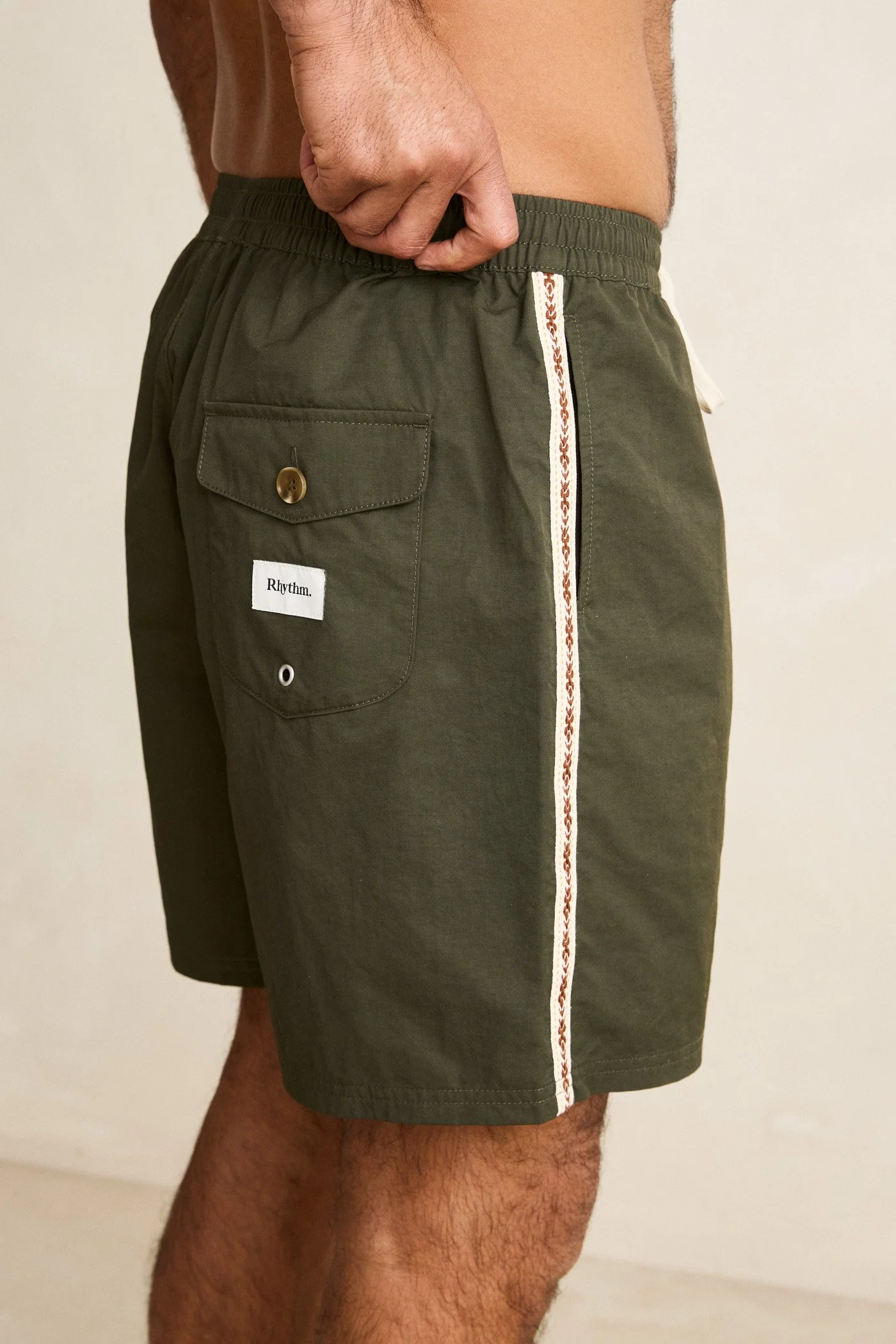 woven-tape-beach-short-oli-CD25M-JA46-OLI-2_1.jpg