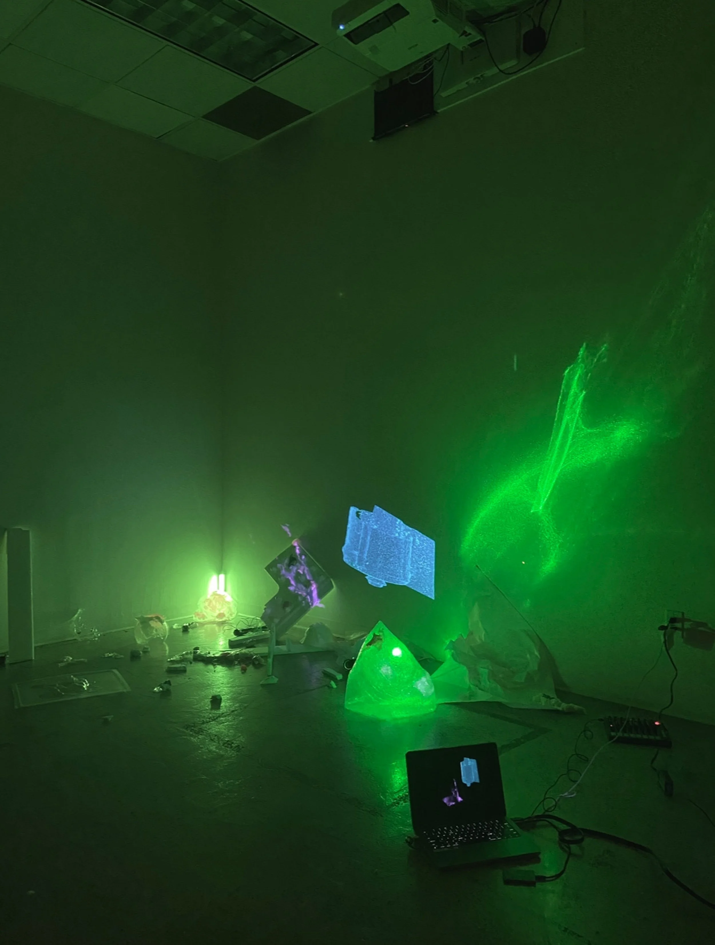 Kylie_Rah_Space Installation Series_Multimedia;projection mapping based MIDI sound, Dimension variable_2023.jpg