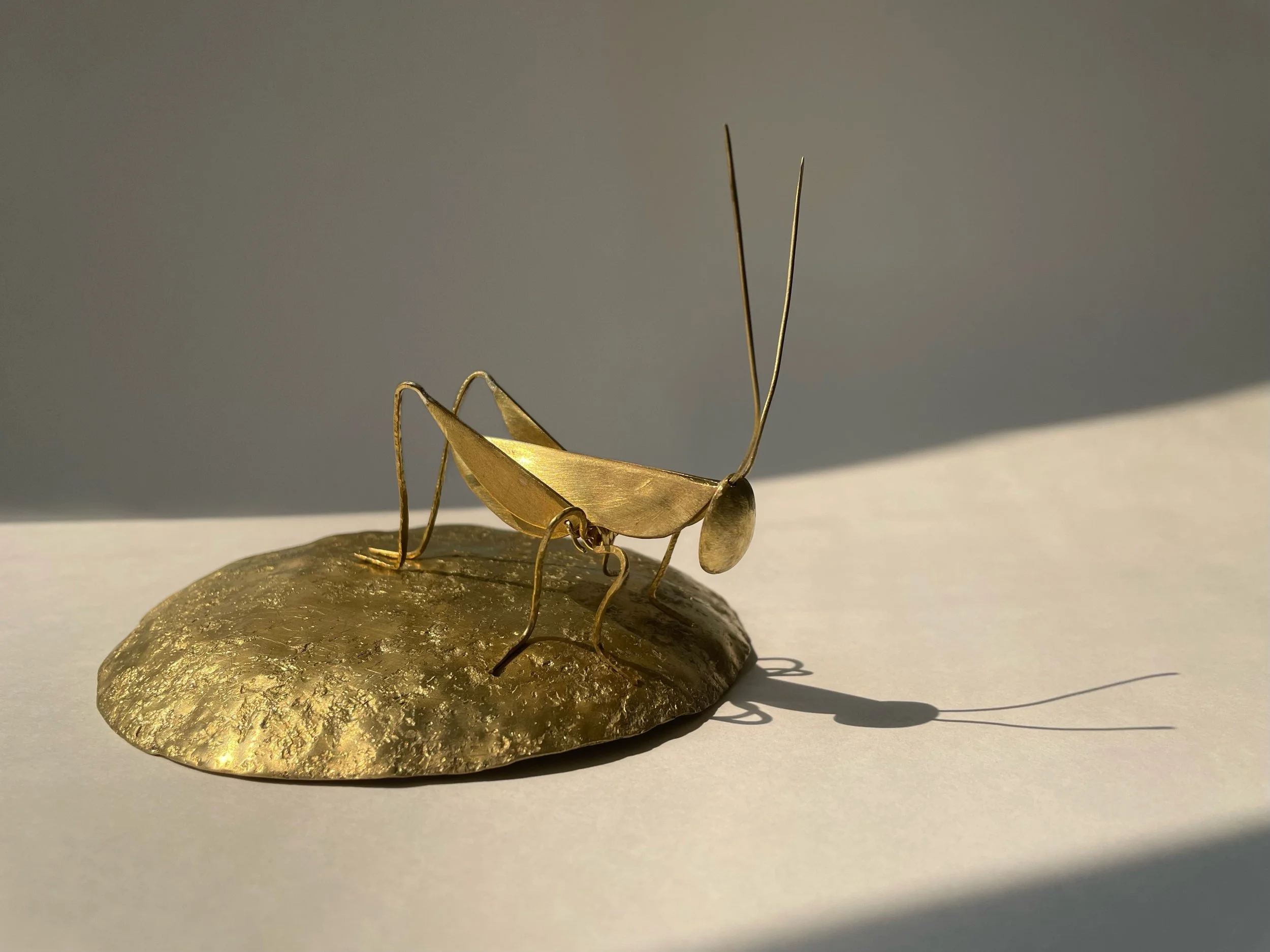 _Vanessa_Bolinger_Brasshopper and Bowl_Brass_2x5”_2023 .JPG